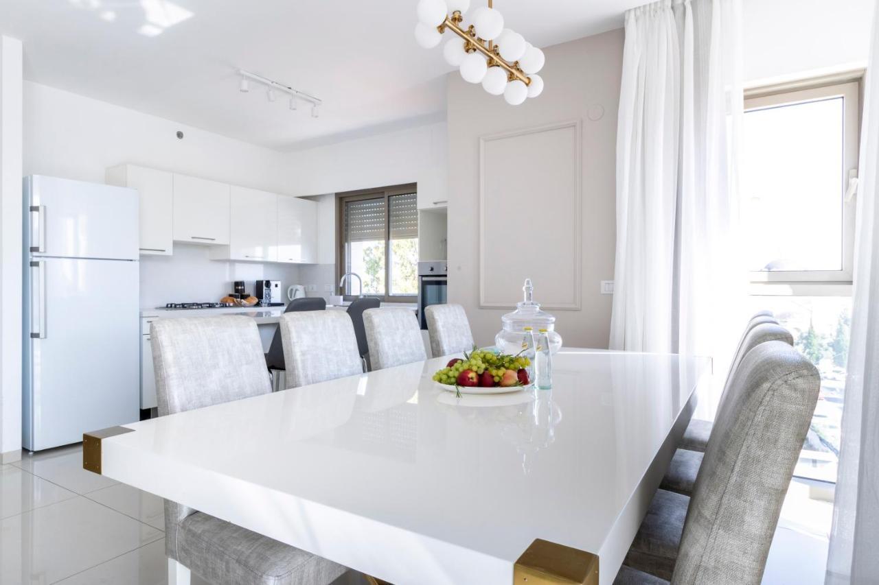 Luxury Three-Bedroom/Terrace Over Old City View Ierusalim Exterior foto
