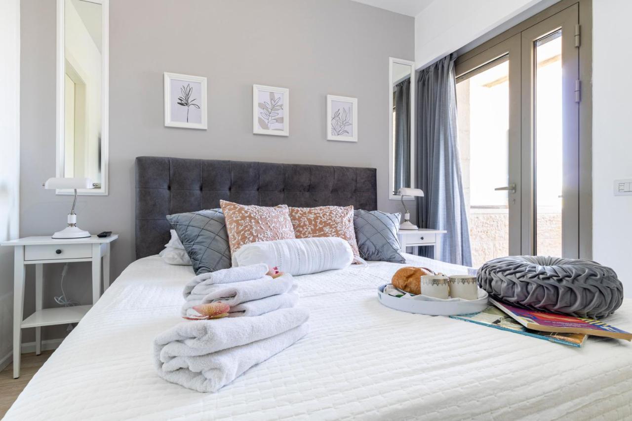 Luxury Three-Bedroom/Terrace Over Old City View Ierusalim Exterior foto